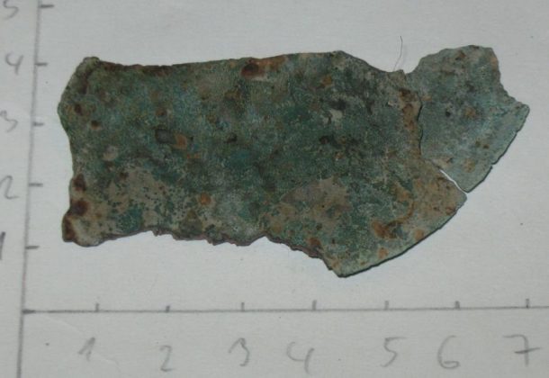 Fragment bronzové břitvy